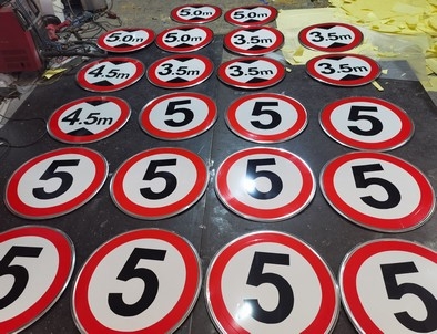 太原太原限速交通标牌厂家